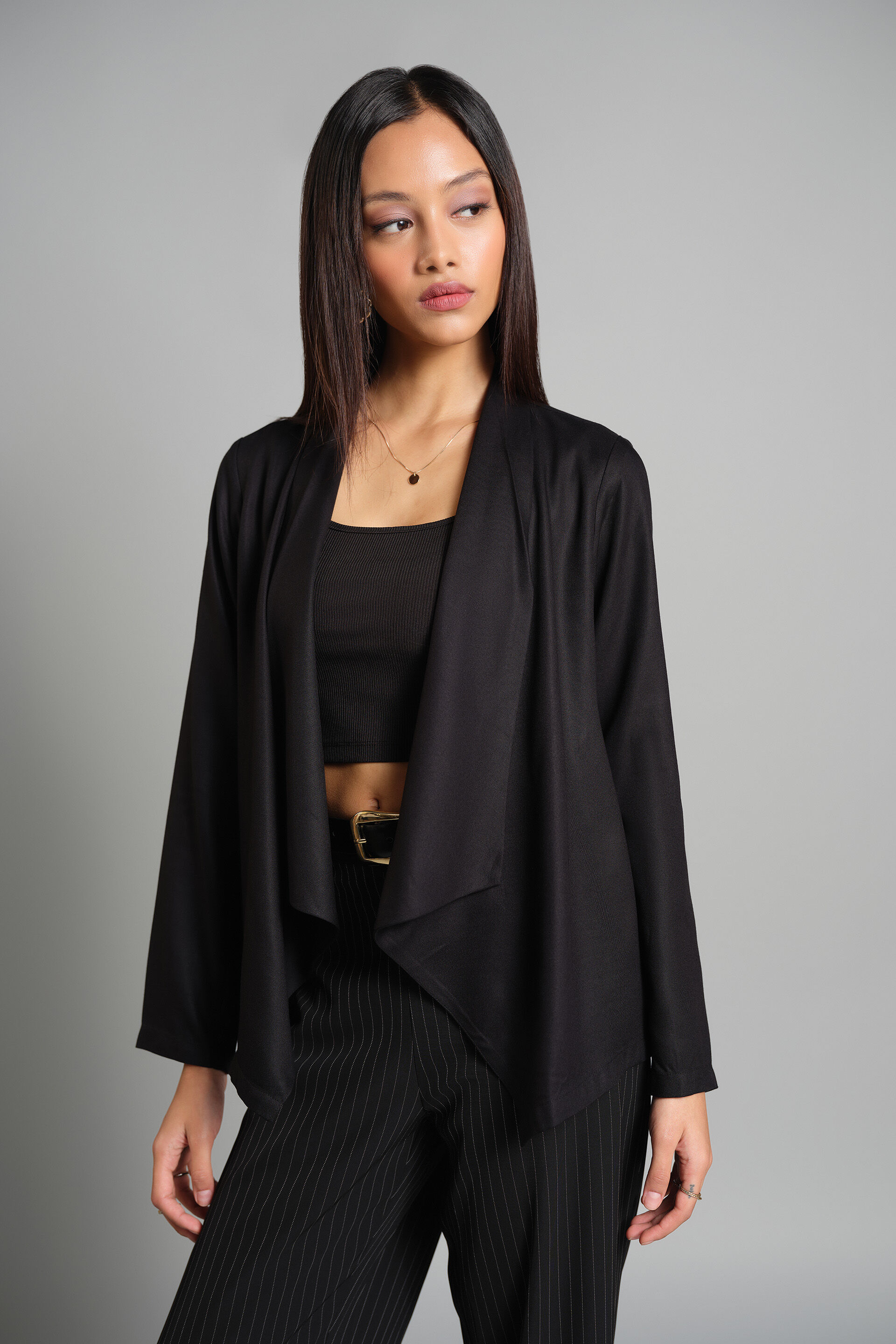 Wear It Over Shrug, Black, image 3